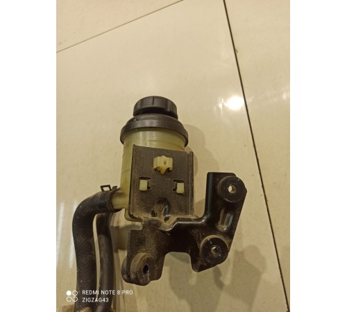 Бачок гидроусилителя