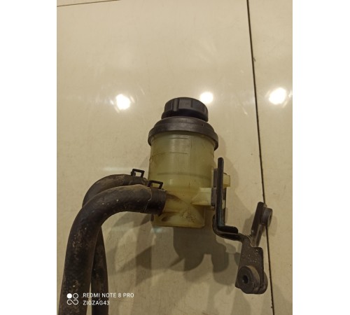 Бачок гидроусилителя