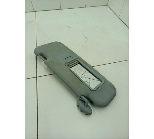 Козырек солнцезащитный левый