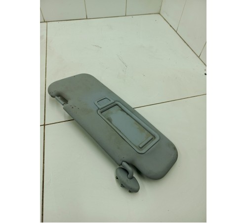 Козырек солнцезащитный левый