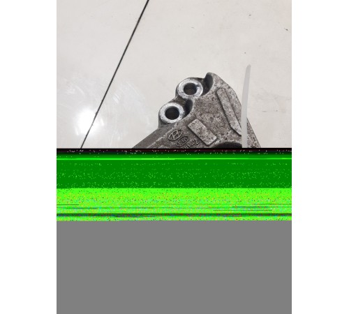 Опора двигателя (правая)