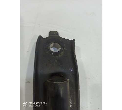 Кронштейн(крепление) кузова