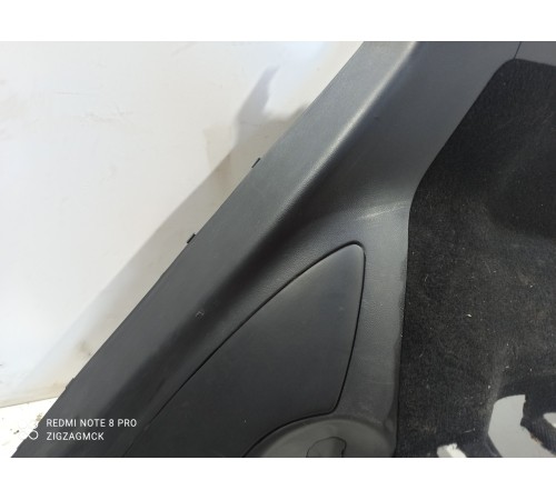 Обшивка багажника(правая)