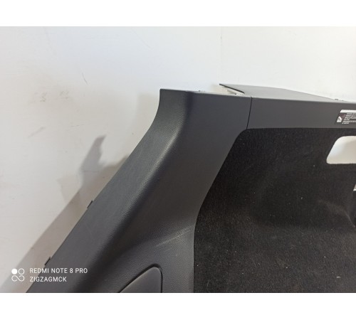 Обшивка багажника(правая)