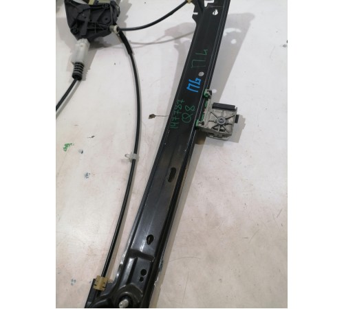 Стеклоподъёмник передний левый в сборе