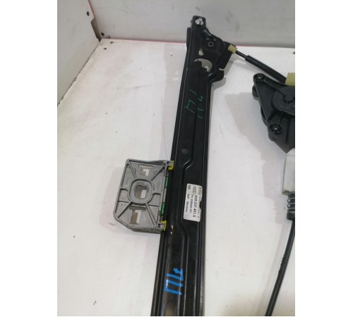 Стеклоподъёмник передний левый в сборе