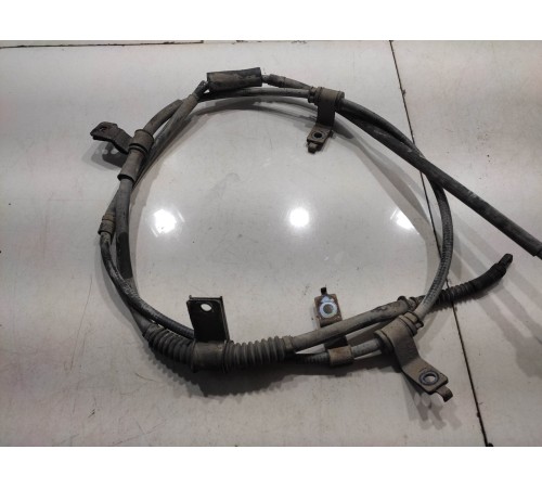 Трос стояночного тормоза (задний, правый)