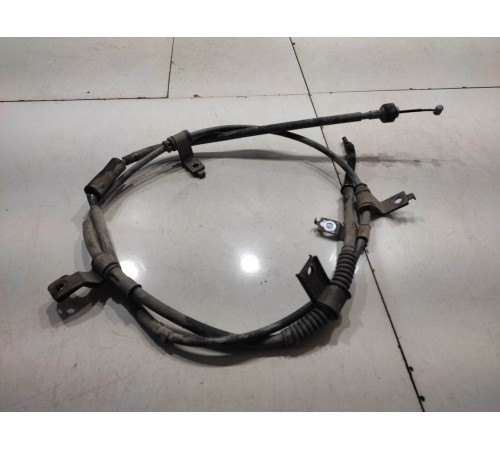 Трос стояночного тормоза (задний, правый)