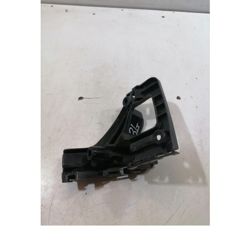 Кронштейн заднего бампера левый