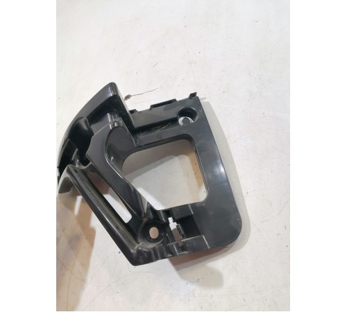 Кронштейн заднего бампера левый