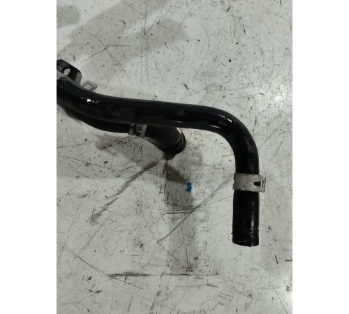 Патрубок системы охлаждения (металлический)