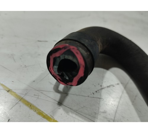 Патрубок системы охлаждения (металлический)