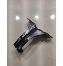 Крепеж патрубка высокого давления