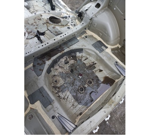 Ниша запасного колеса