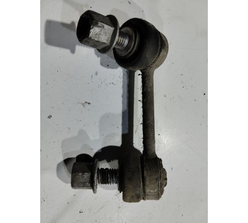 Стойка стабилизатора задняя