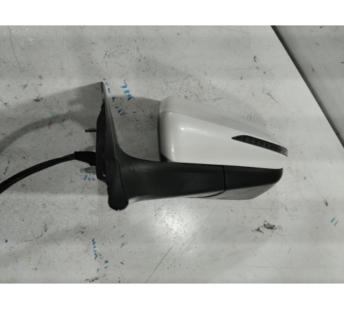 Зеркало заднего вида левое