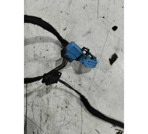 Электропроводка обшивки двери передняя правая