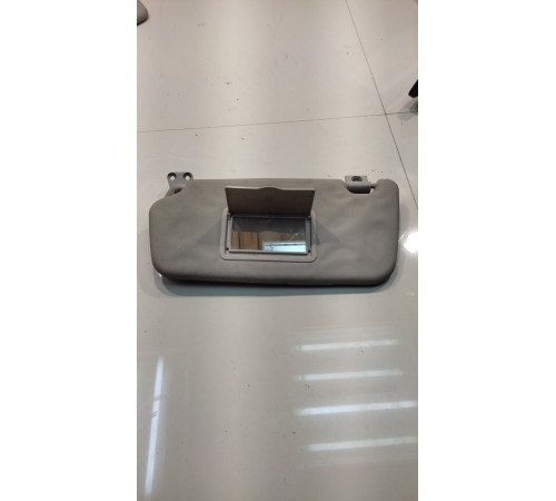 Козырёк солнцезащитный левый