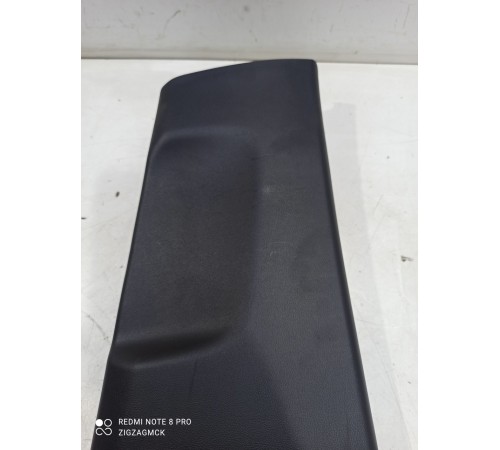 Обшивка центральной стойки(правая нижняя)