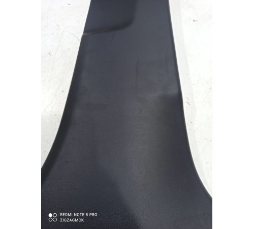 Обшивка центральной стойки(правая нижняя)