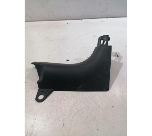 Накладка стойки передняя правая