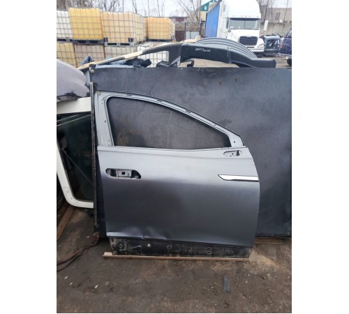 Дверь передняя правая