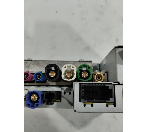 Блок управления мультимедиа (навигации)