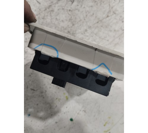 Плафон внутреннего освещения салона кабины