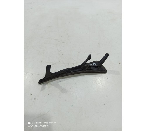 Накладка крыла(передняя правая)