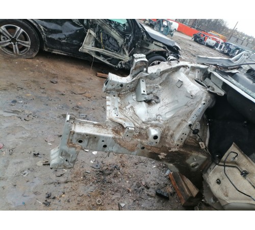 Лонжерон передний правый