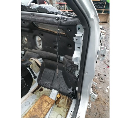 Лонжерон передний правый