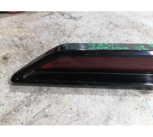 Отражатель света катафот бампера правый