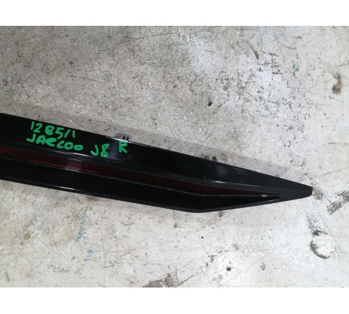 Отражатель света катафот бампера правый