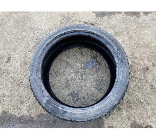 Покрышка (245/4O/R2O)