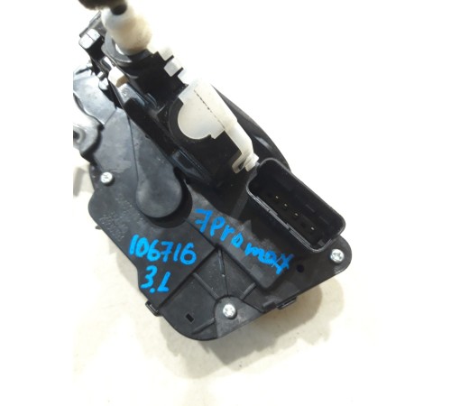 Замок двери (задний левый)