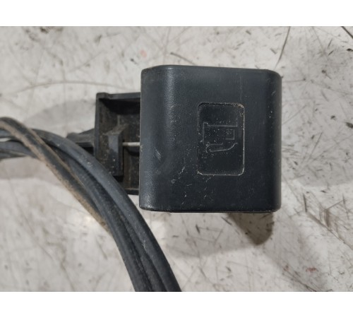 Рычаг (ручка) открывания лючка бензобака с тросом