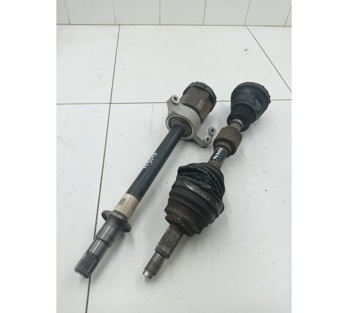 Привод (полуось) передний правый