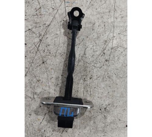 Ограничитель двери передний левый