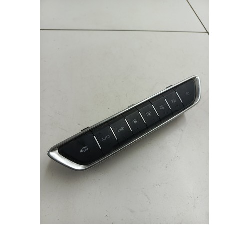 Блок управления климат-контролем