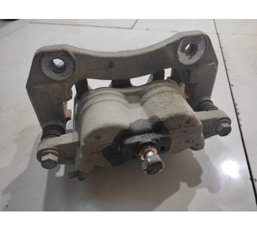 Суппорт (передний, правый)