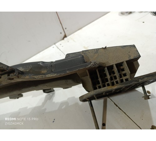 Усилитель бампера задний