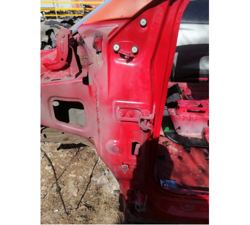 Передняя стойка двери левая