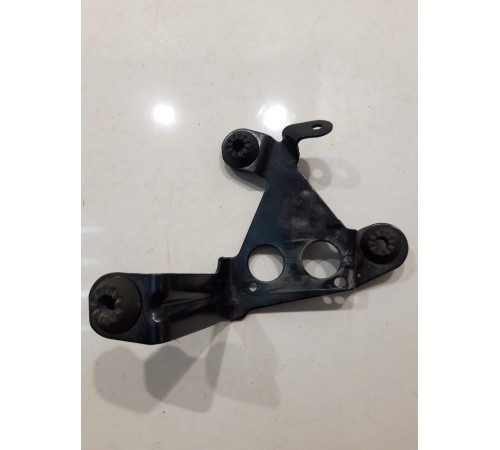 Кронштейн блока ABS