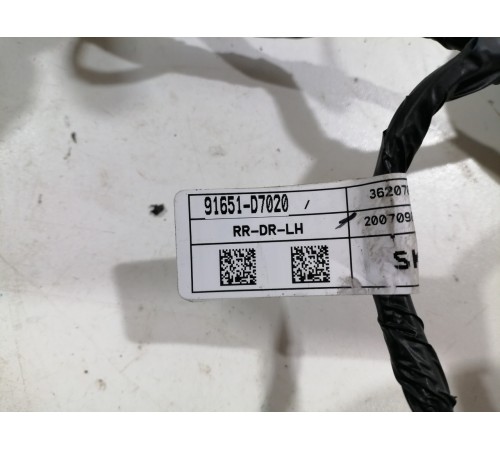 Электропроводка двери задняя левая