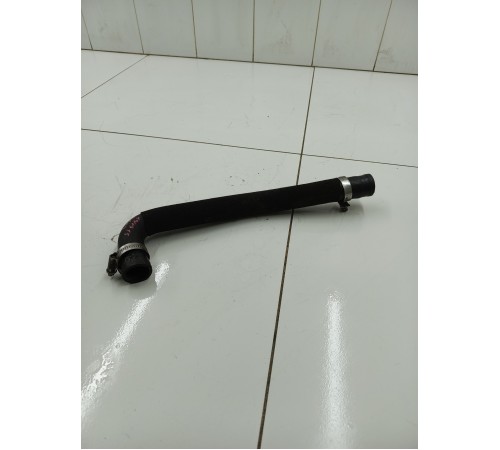 Патрубок радиатора