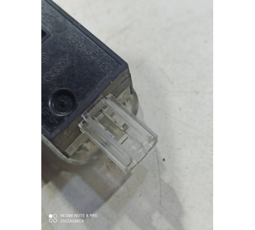 Плафон освещения бардачка