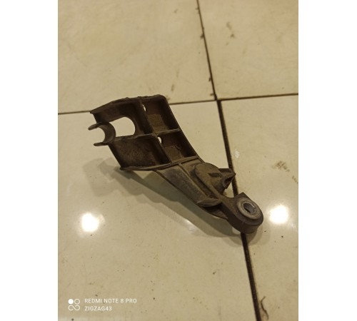 Кронштейн датчика ABS(передний левый)