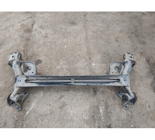 Балка (подрамник) задняя