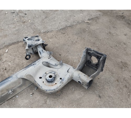 Балка (подрамник) задняя