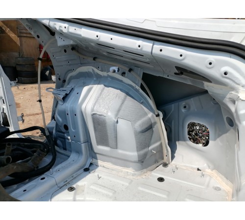 Крыло заднее правое